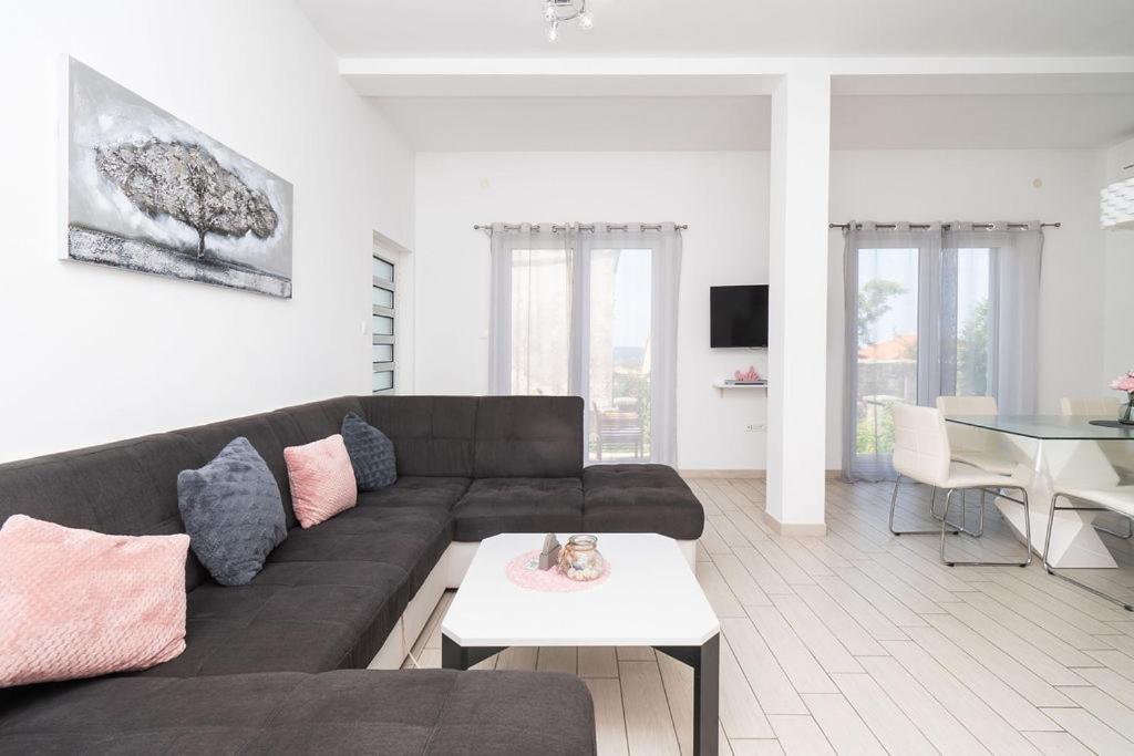 Apartments Grubisic - Sibenik - Parking Included Zewnętrze zdjęcie